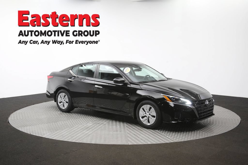Used 2023 Nissan Altima 2.5 S FWD image 47