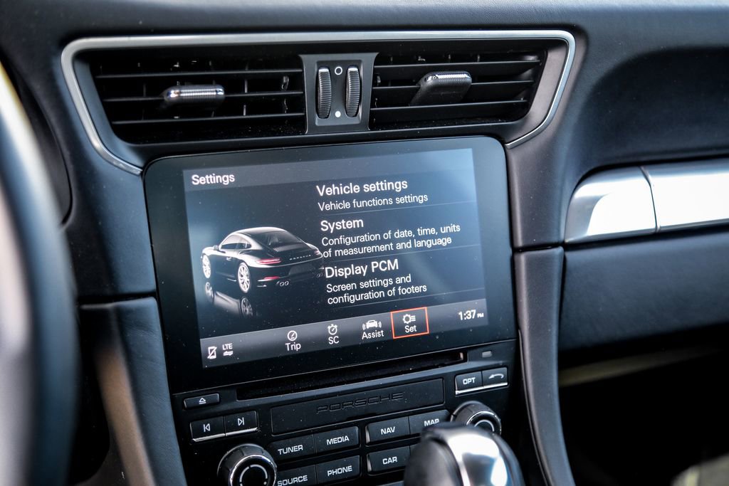 Used 2017 Porsche 911 Carrera 4S image 27