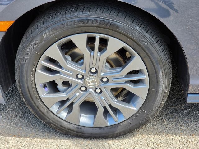 Used 2025 Honda Odyssey Touring image 18
