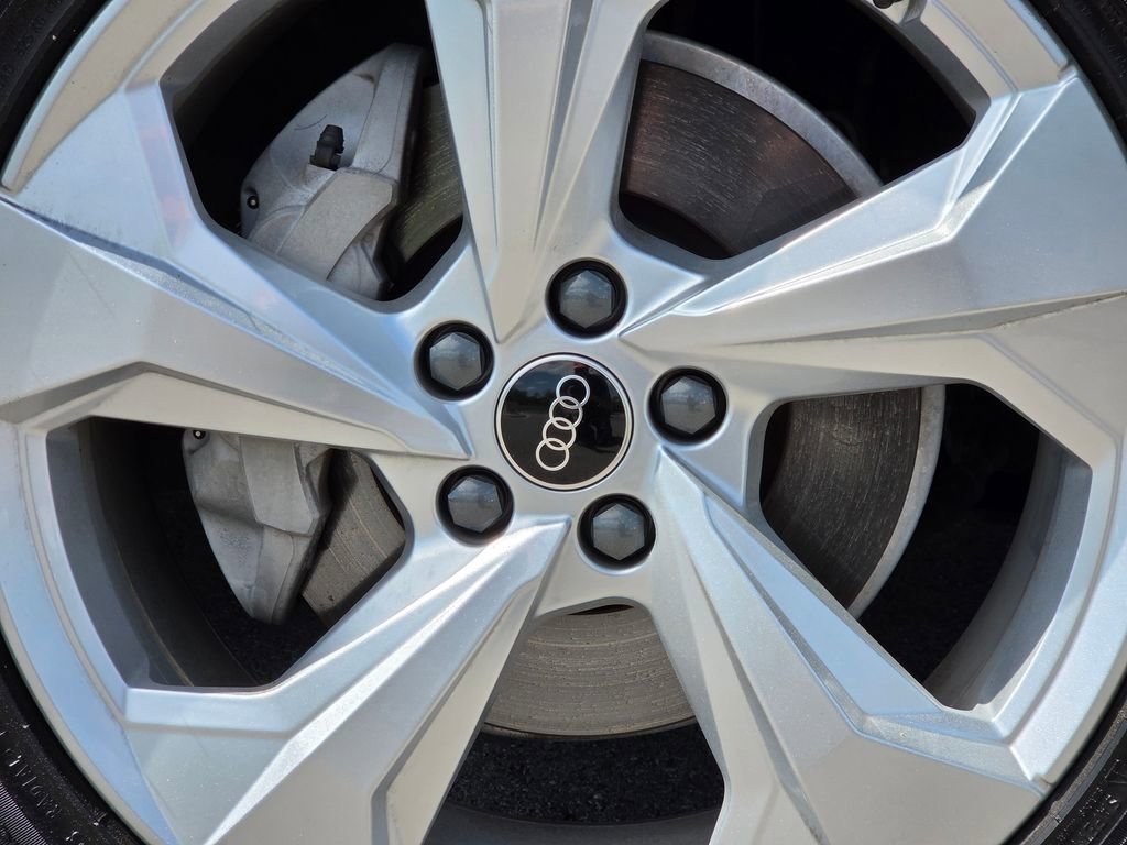 Used 2024 Audi Q5 2.0T Prestige AWD/4WD image 24