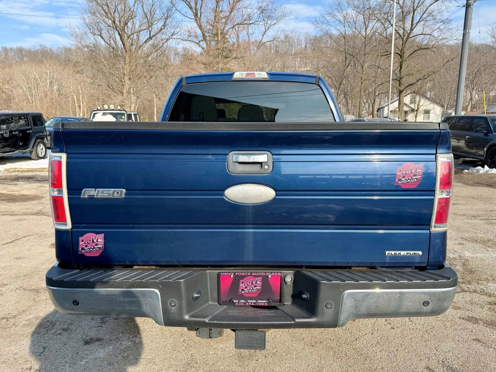 Used 2012 Ford F150 XLT w/ XLT Chrome Pkg image 6