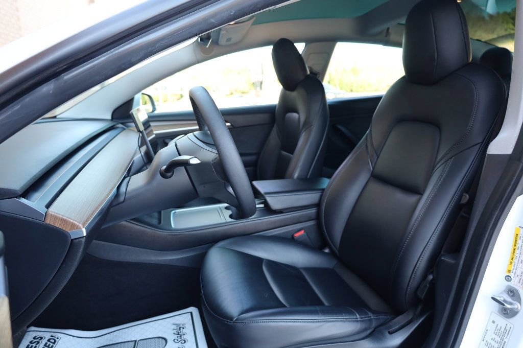 Used 2021 Tesla Model 3 Standard Range Plus image 15