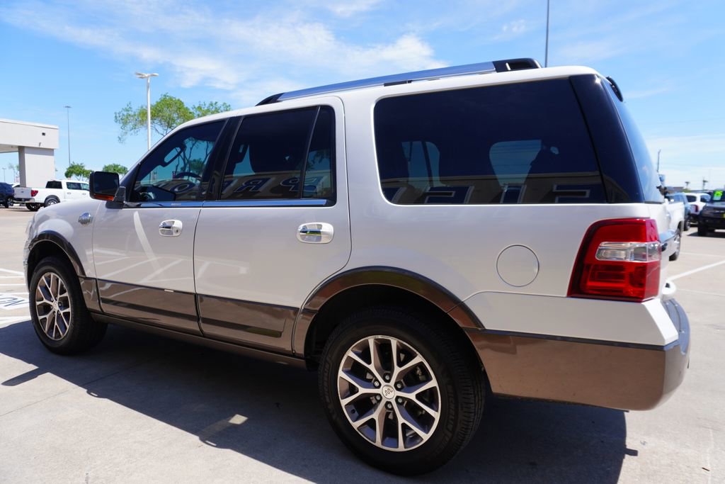 Used 2017 Ford Expedition King Ranch image 4