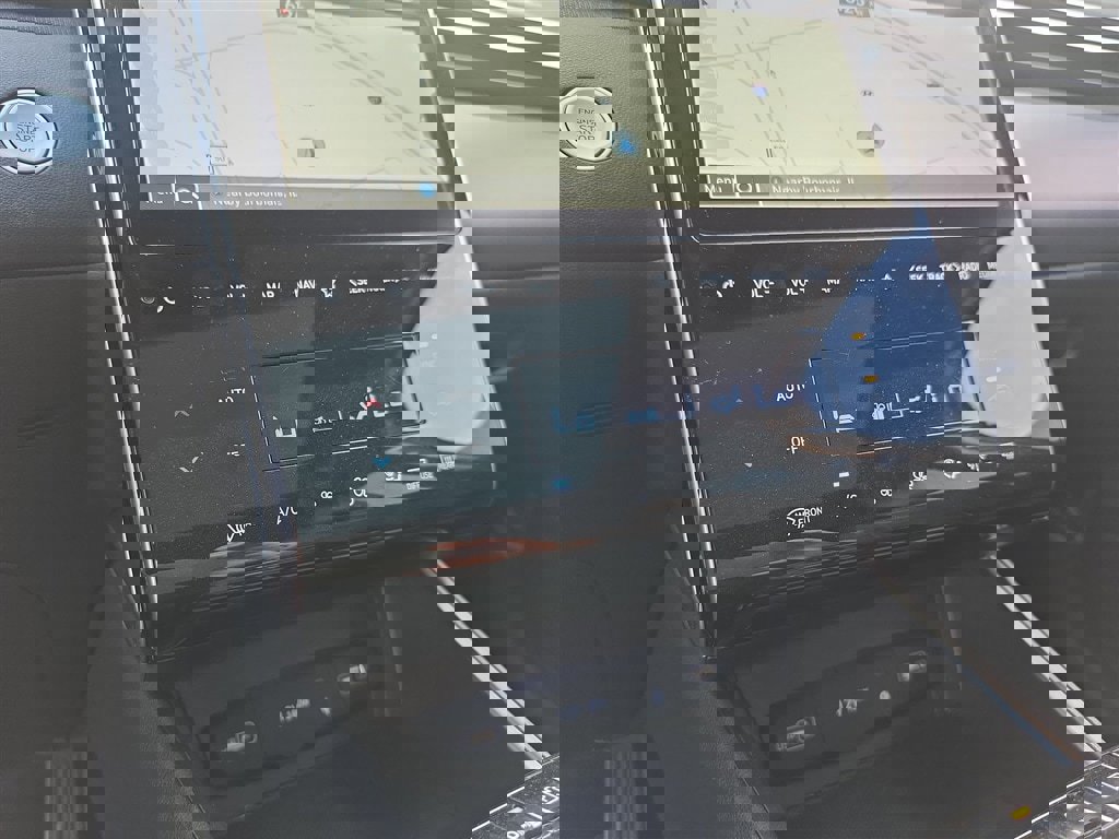 Used 2022 Hyundai Tucson Limited image 17