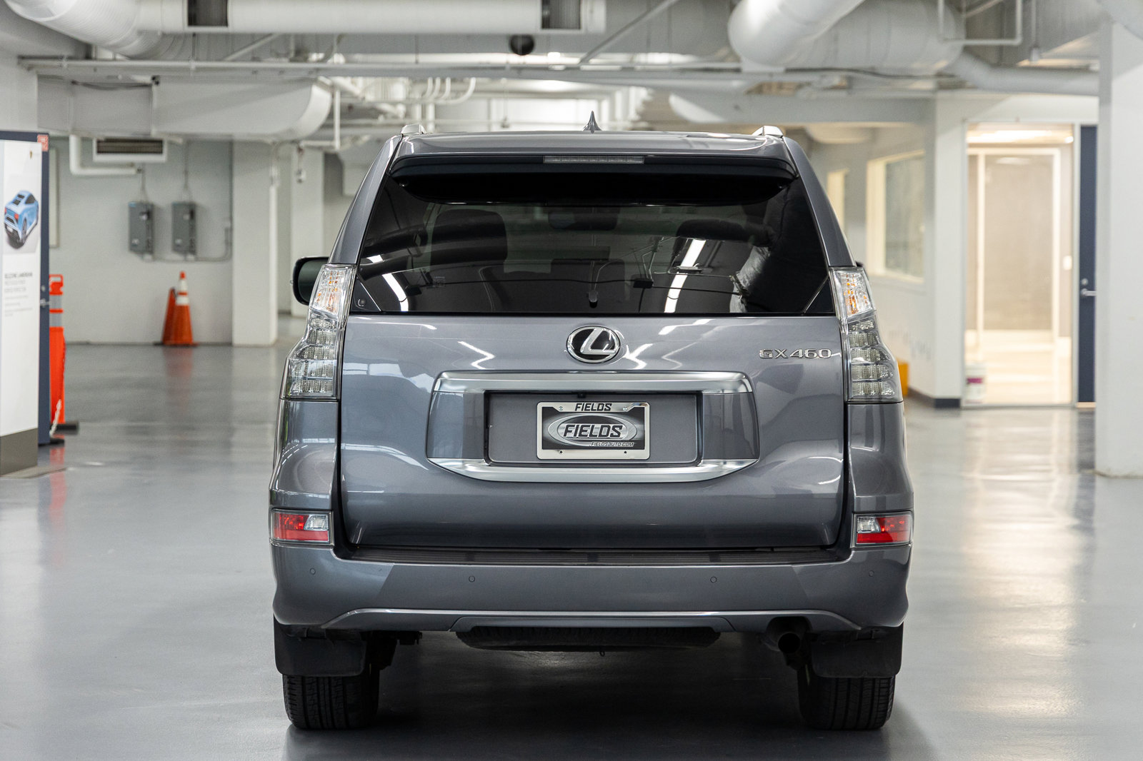 Used 2022 Lexus GX 460 Premium w/ Premium Package AWD/4WD image 4