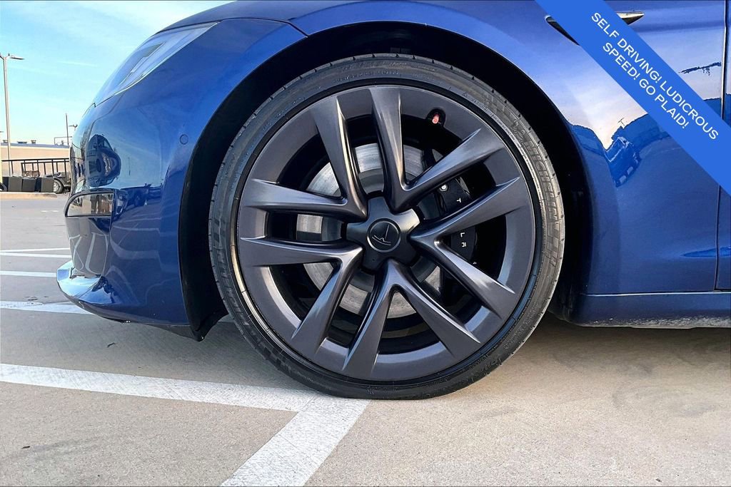 Used 2021 Tesla Model S Plaid image 11