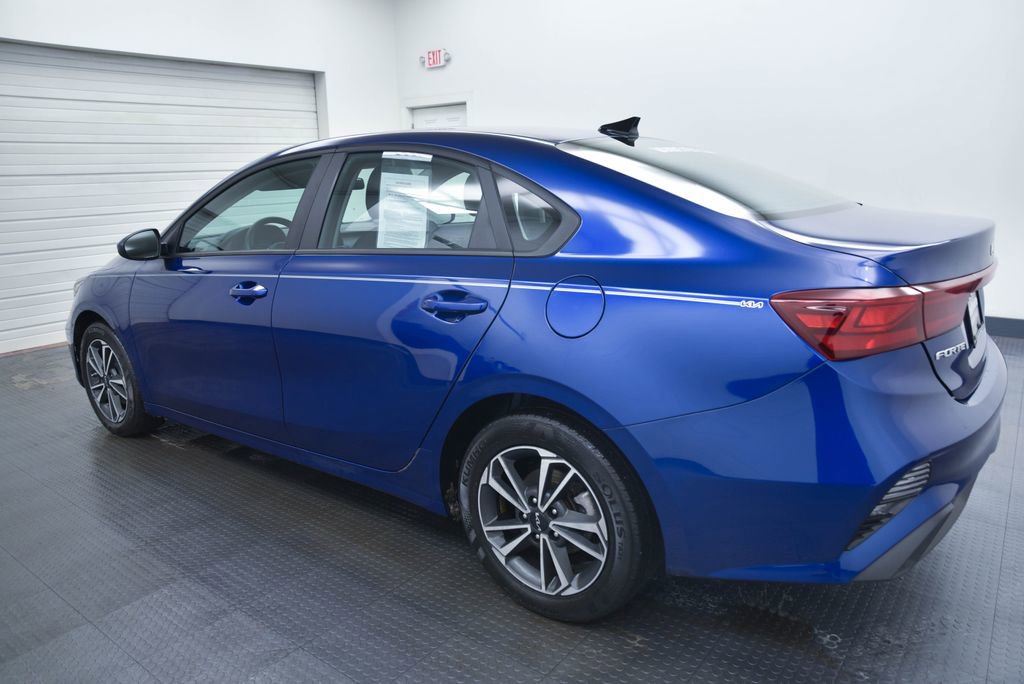 Used 2023 Kia Forte LXS image 5