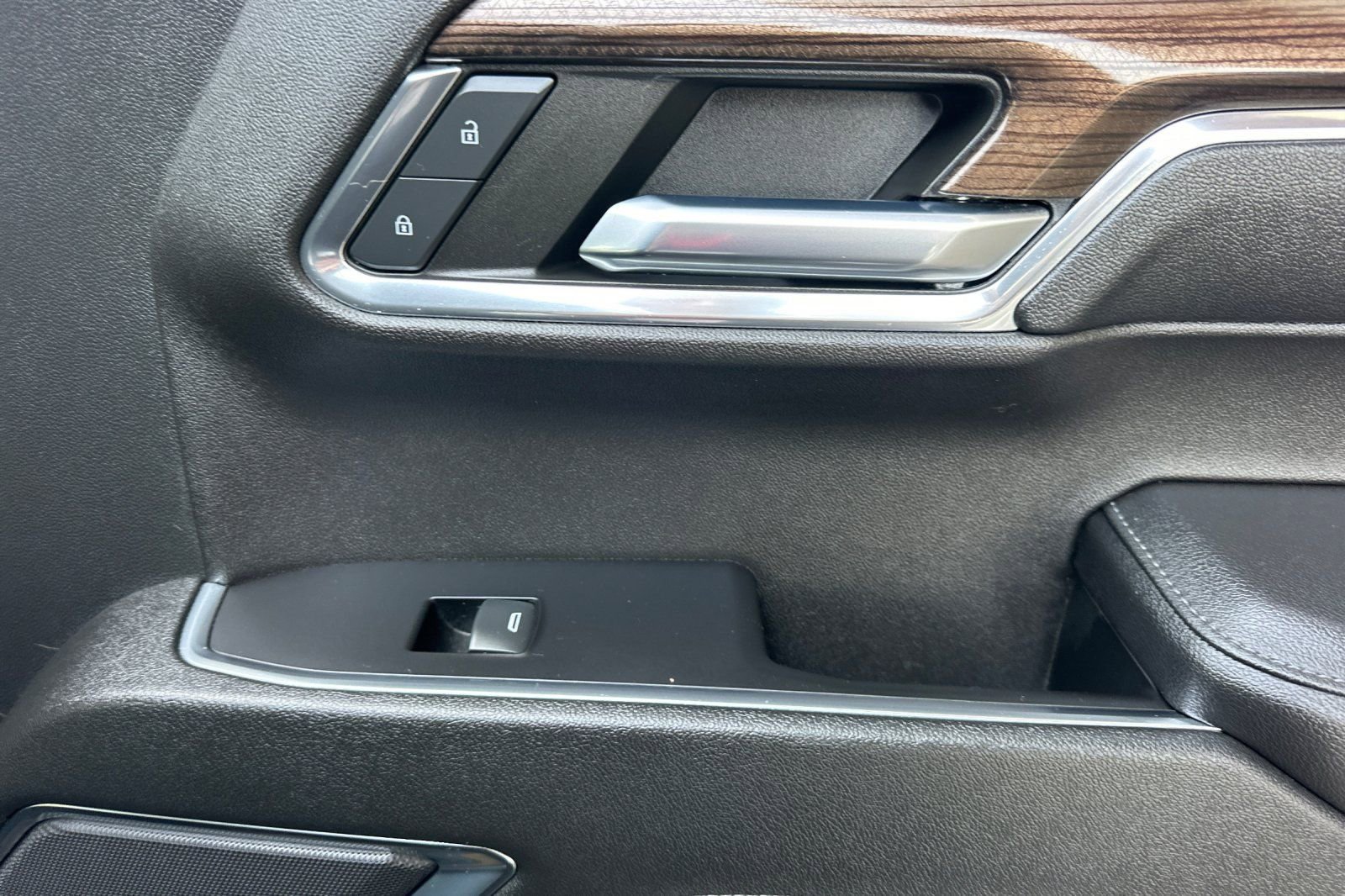 Certified 2023 Chevrolet Silverado 1500 LT image 21