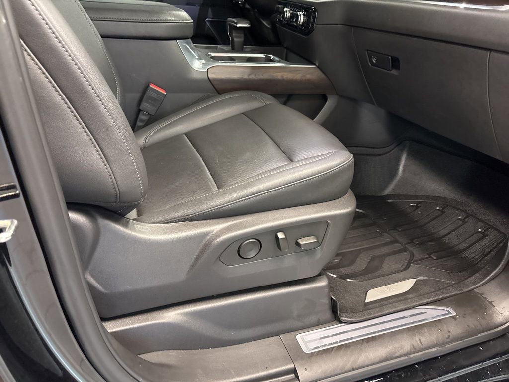 Used 2025 GMC Sierra 1500 SLT w/ SLT Premium Plus Package image 13