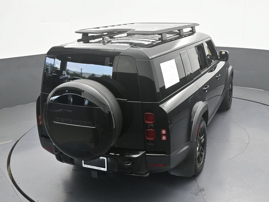 Used 2023 Land Rover Defender 130 SE AWD/4WD image 56