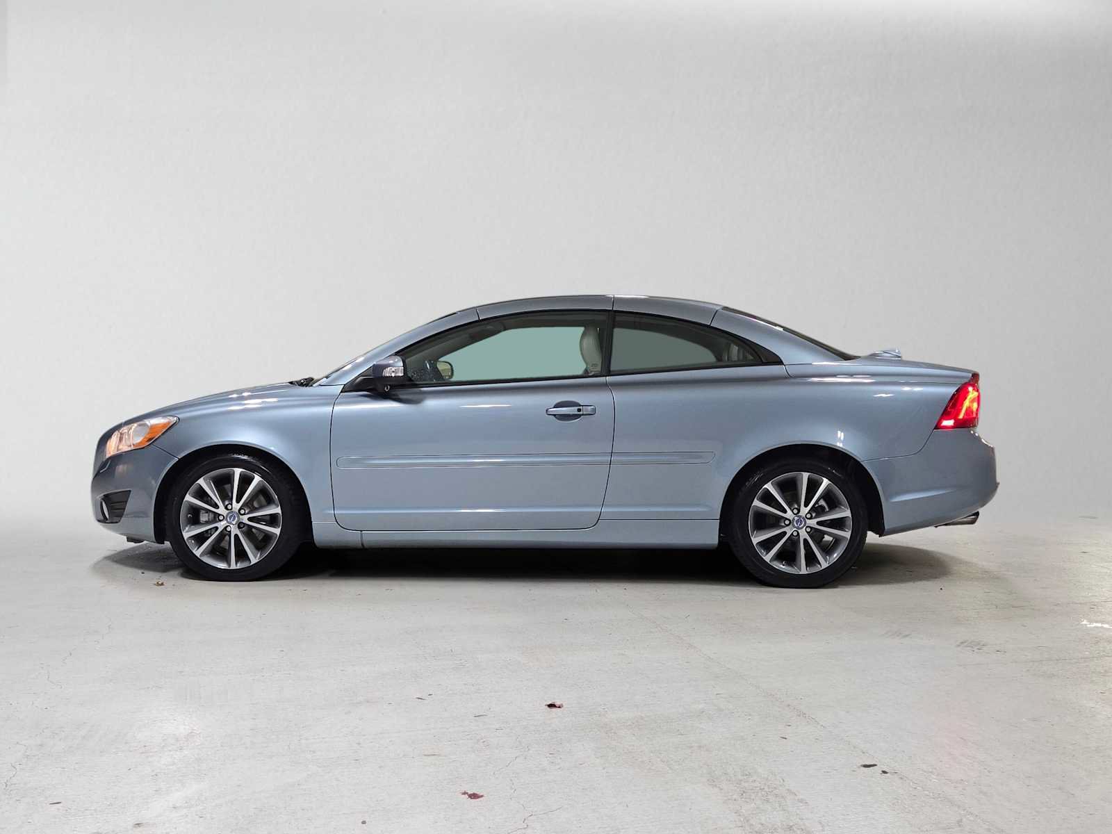 Used 2012 Volvo C70 T5 FWD image 6