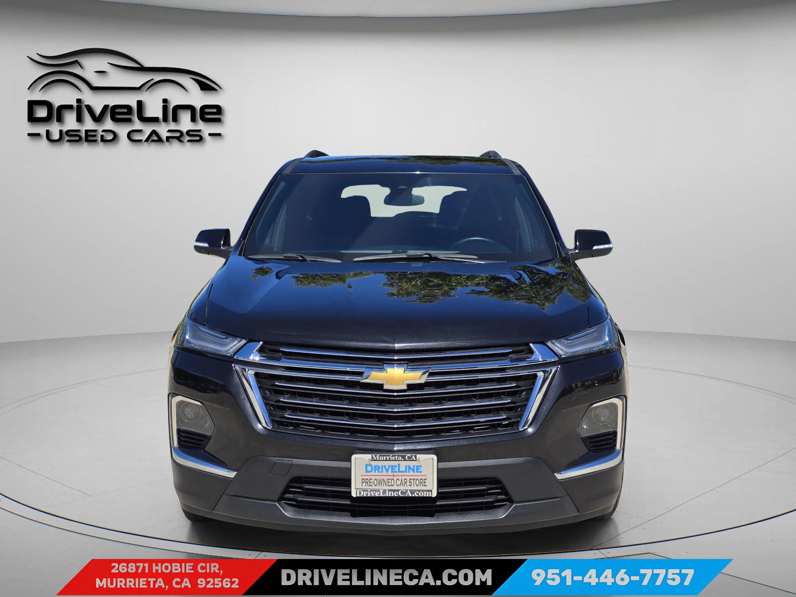 Used 2023 Chevrolet Traverse LT FWD image 3