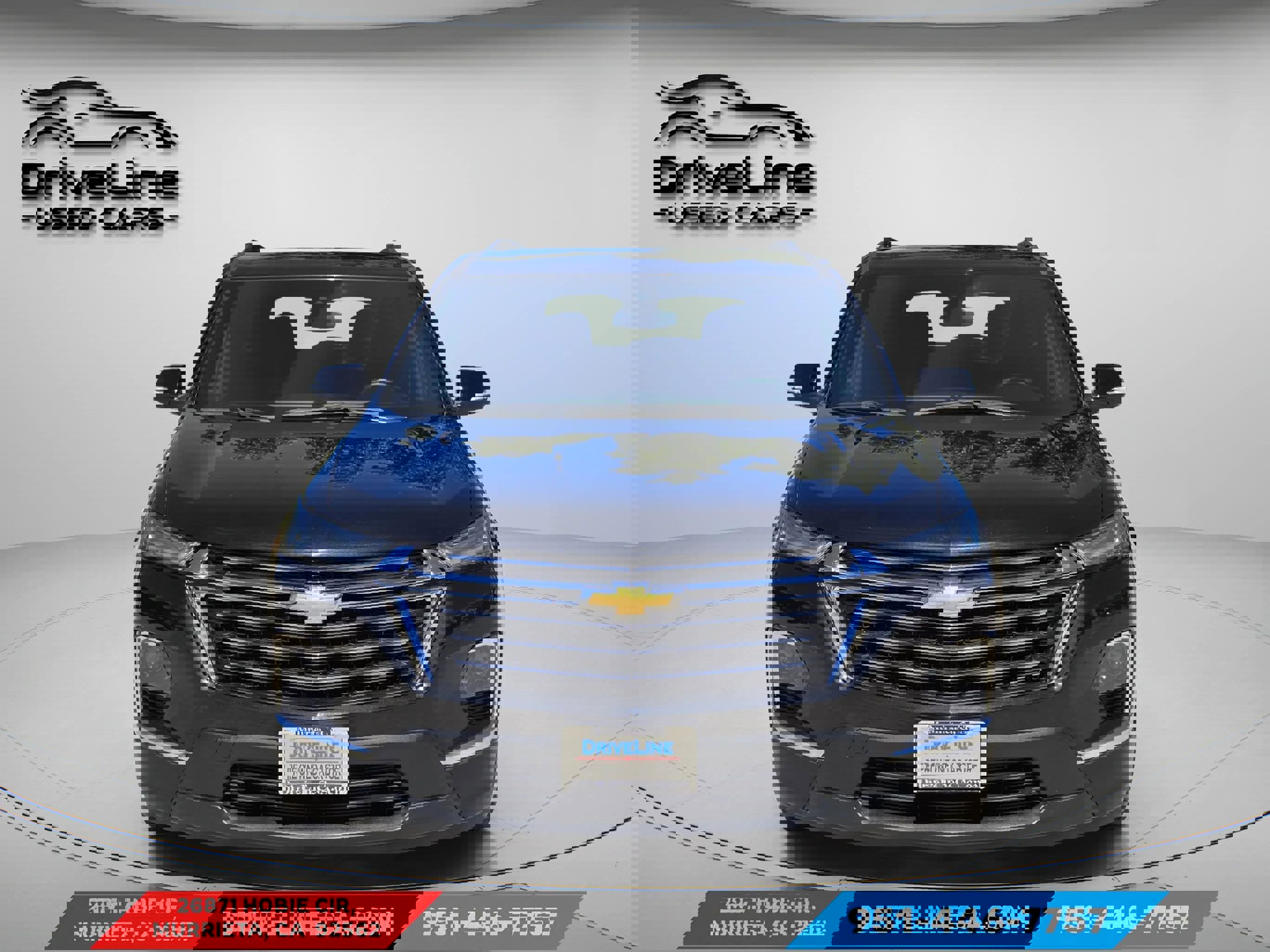 Used 2023 Chevrolet Traverse LT image 3