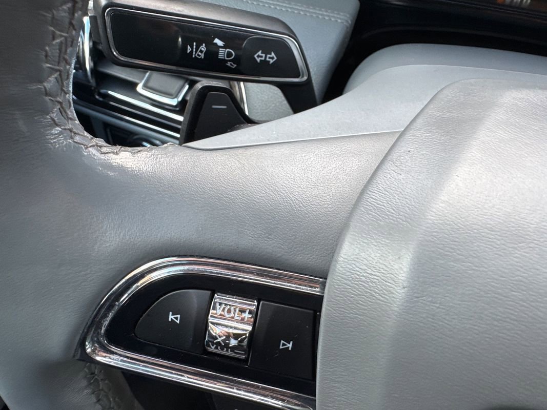 Used 2019 Lincoln Navigator L Reserve w/ Cargo Package AWD/4WD image 26