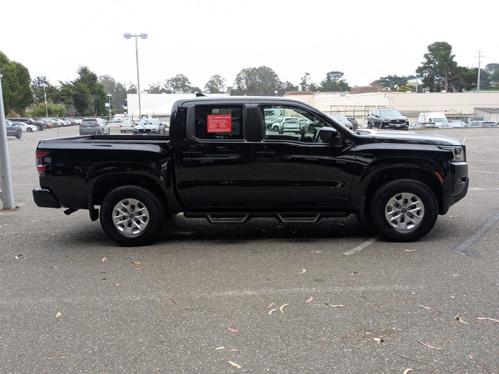 Used 2024 Nissan Frontier SV w/ Technology Package AWD/4WD image 4
