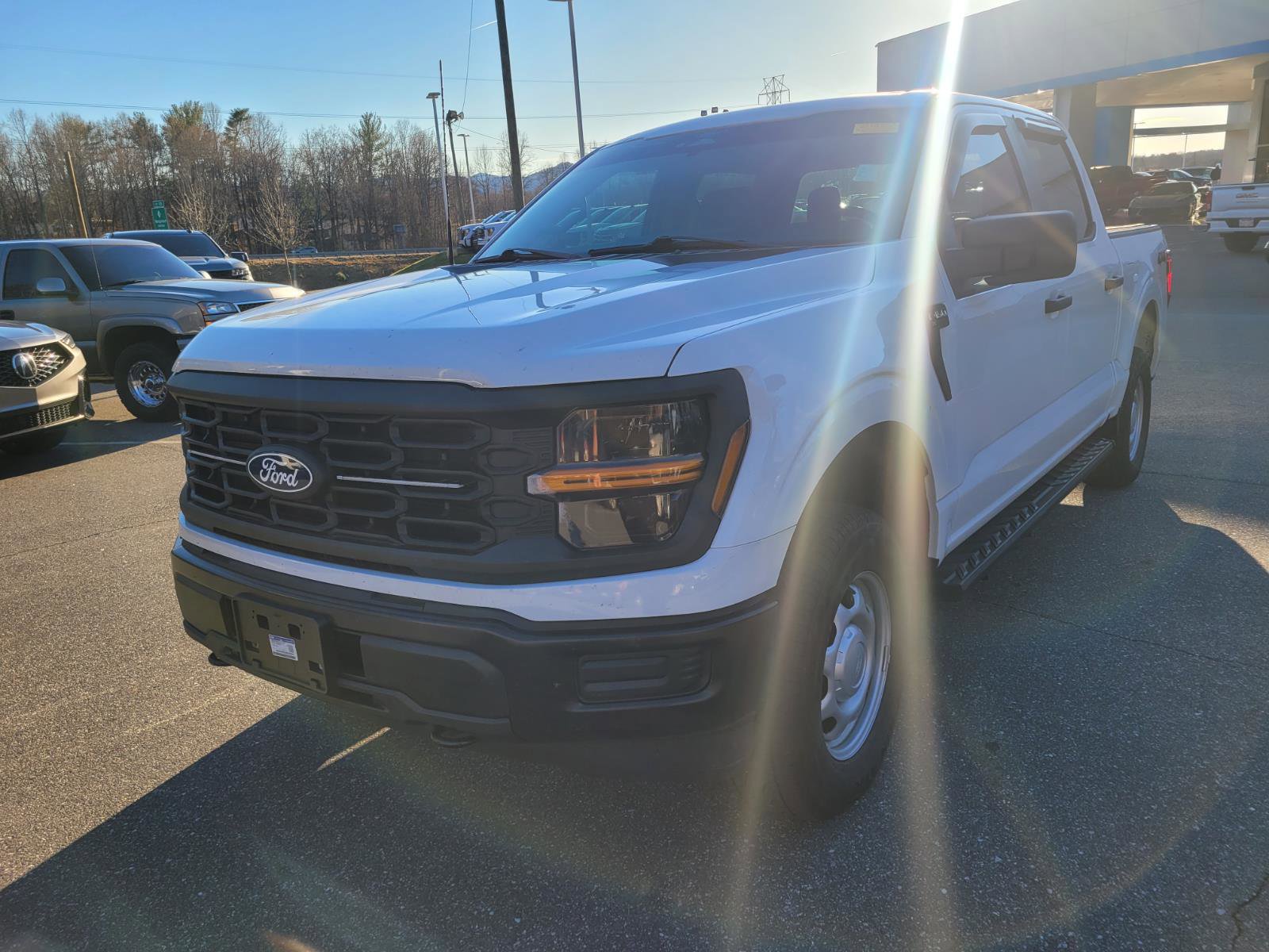Used 2024 Ford F150 XL w/ Tow/Haul Package image 3