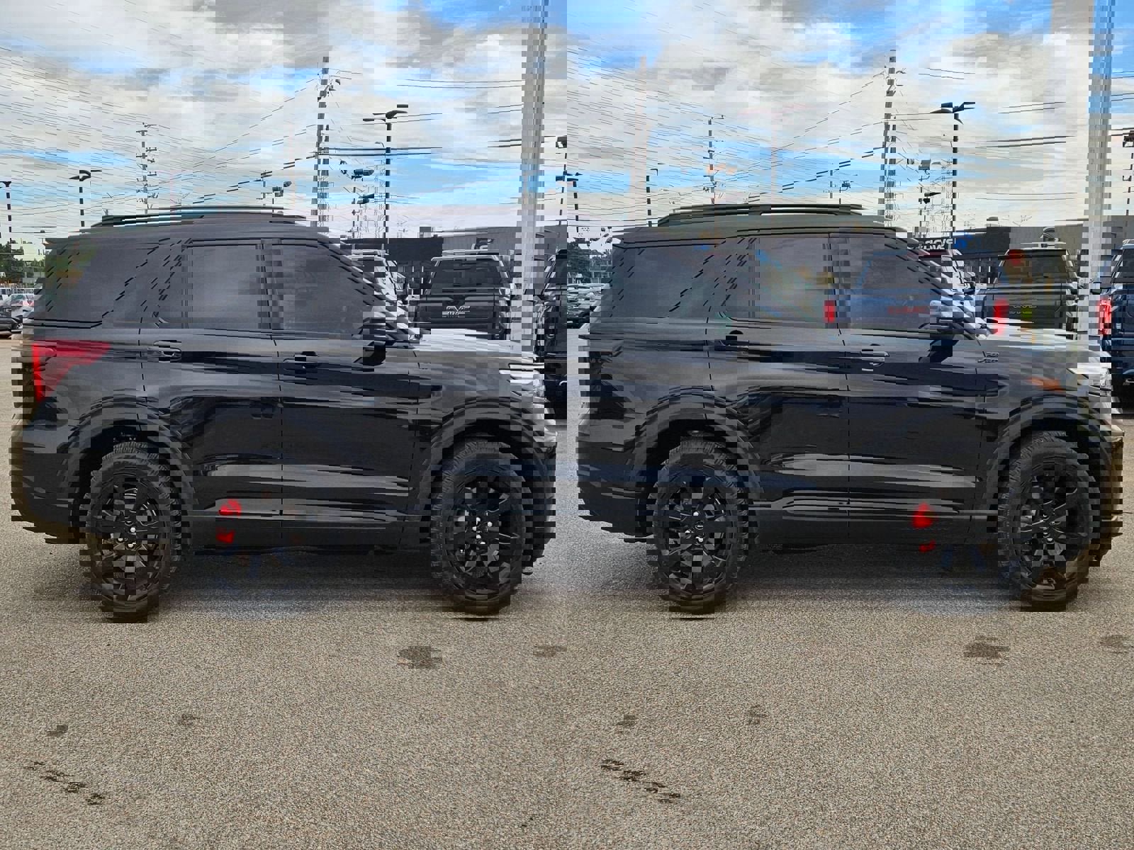 Used 2023 Ford Explorer ST w/ Equipment Group 401A image 40