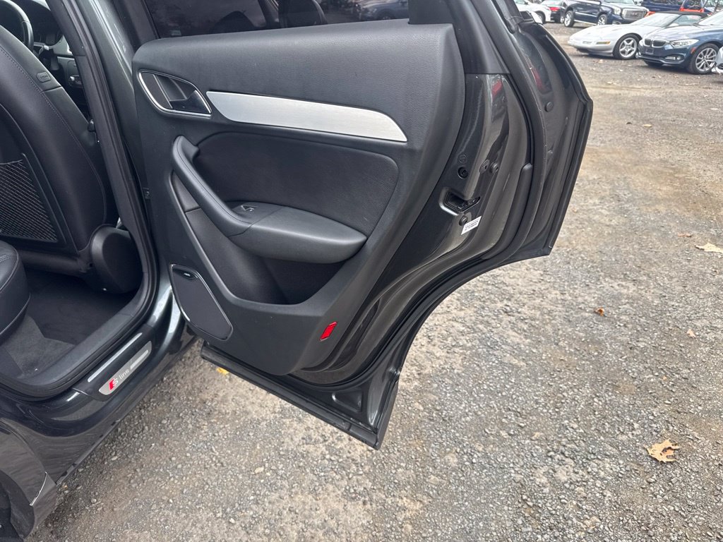 Used 2018 Audi Q3 2.0T Premium Plus w/ Premium Plus Package AWD/4WD image 37