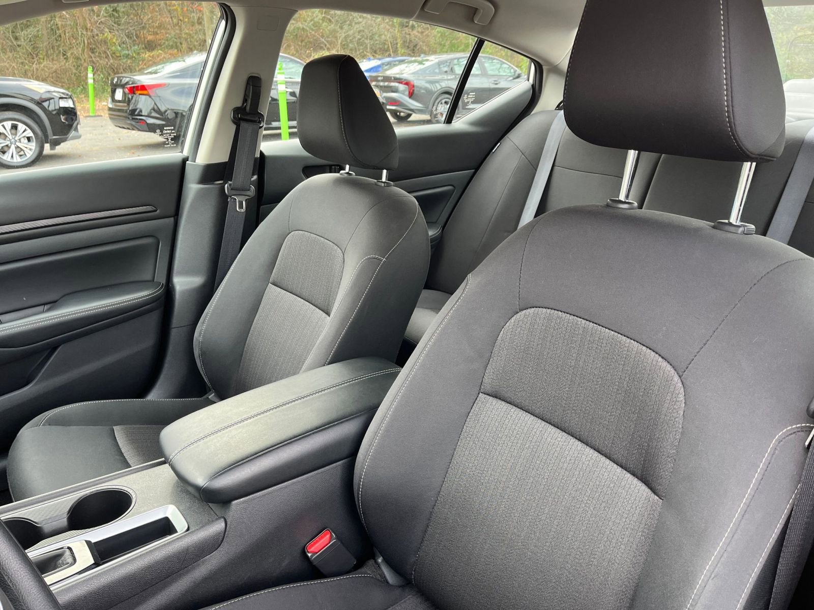 Used 2025 Nissan Altima 2.5 SV image 35