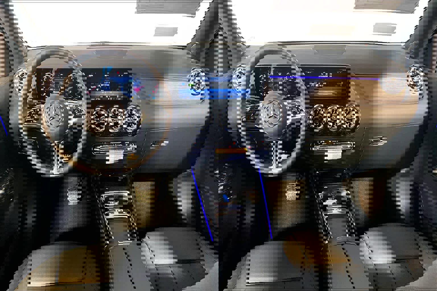 New 2026 Mercedes-Benz GLA 250 4MATIC image 7