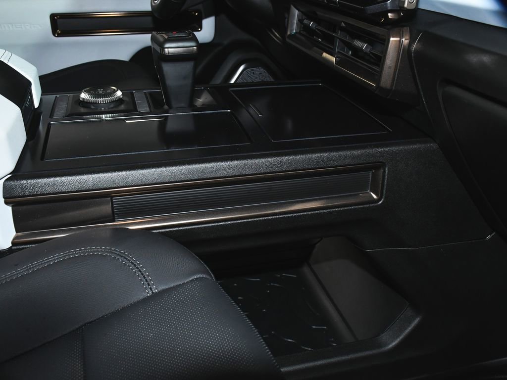 Used 2024 GMC Hummer EV 3X image 57