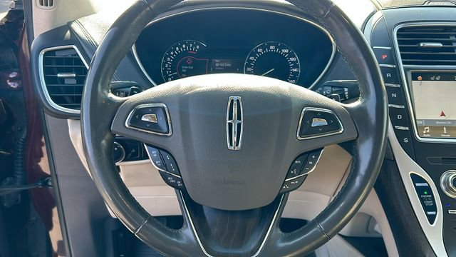 Used 2018 Lincoln MKX Reserve w/ Driver Assistance Package image 19