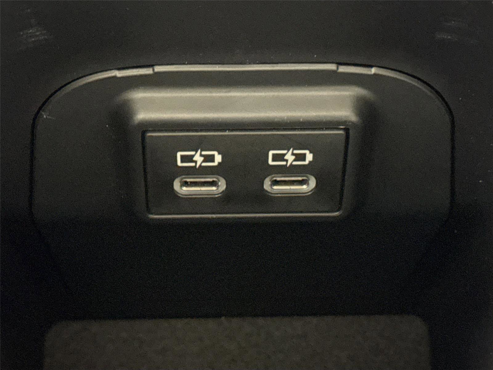 Used 2022 Toyota RAV4 Limited image 34