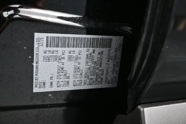 Used 2026 Nissan Rogue SV FWD image 17