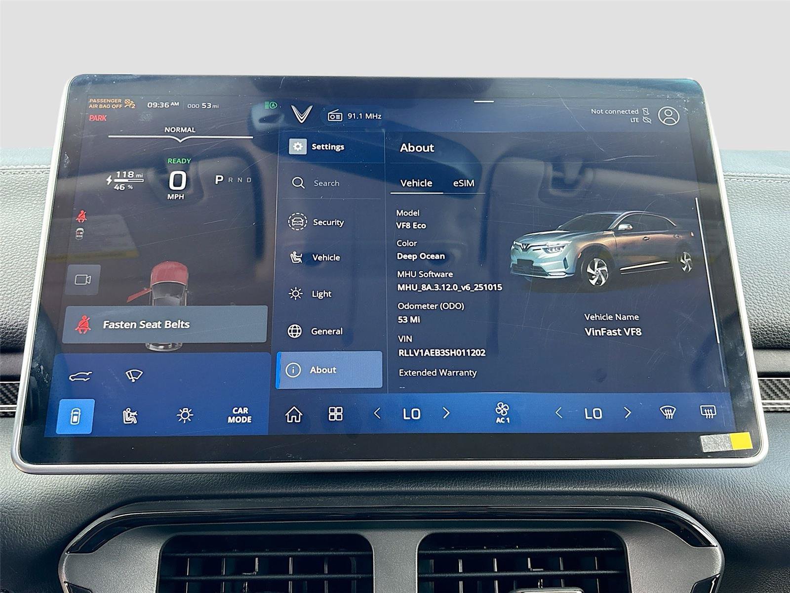 New 2025 VinFast VF 8 Eco AWD/4WD image 14