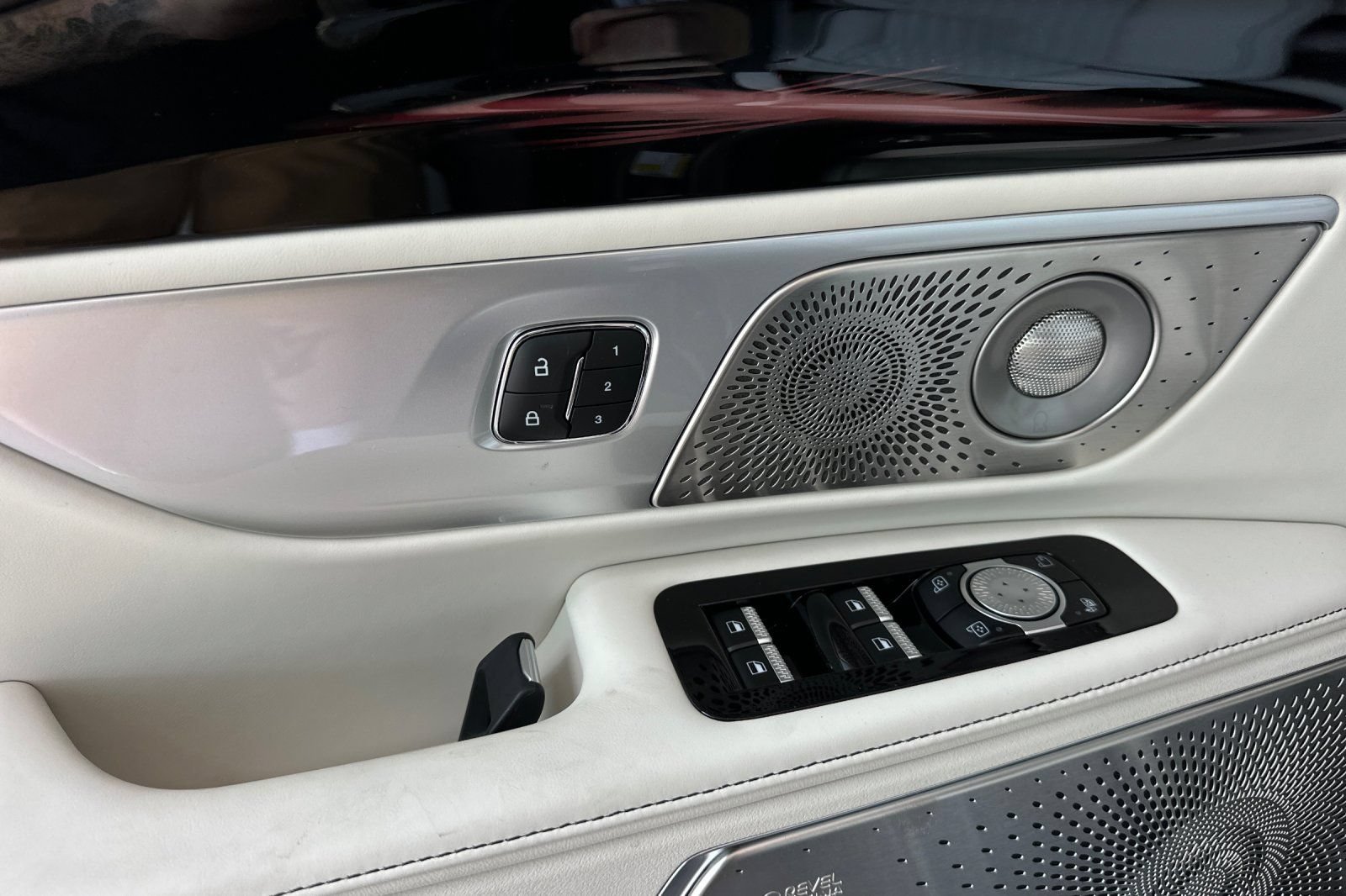 New 2026 Lincoln Nautilus Black Label AWD/4WD image 10