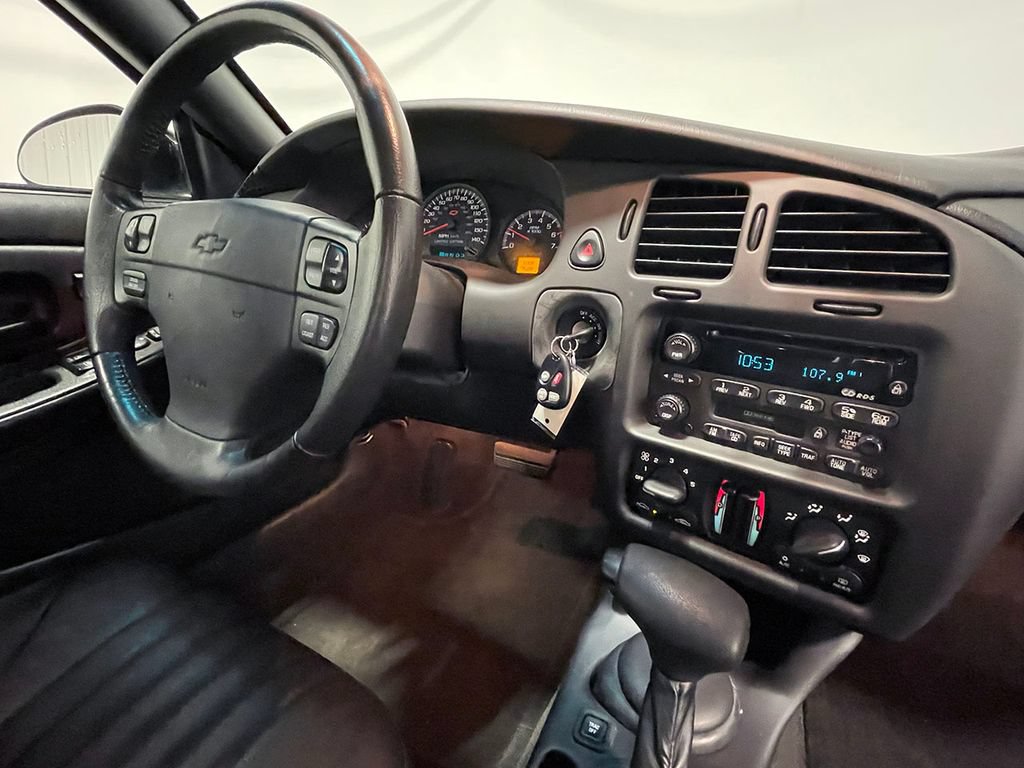 Used 2001 Chevrolet Monte Carlo SS w/ High Sport Appearance Pkg FWD image 84