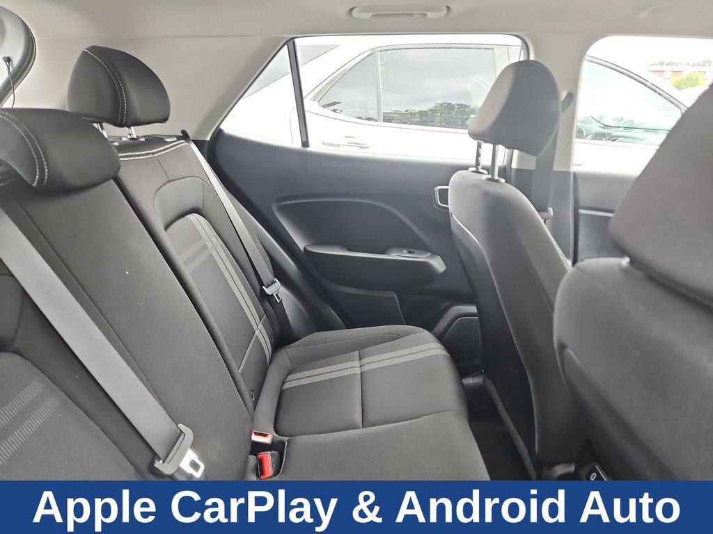 Used 2025 Hyundai Venue SEL FWD image 10
