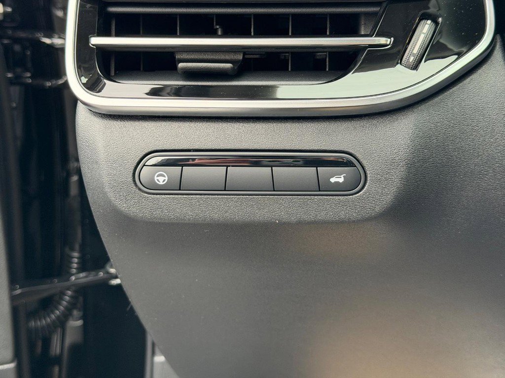 New 2026 INFINITI QX60 Luxe w/ Cargo Package image 14