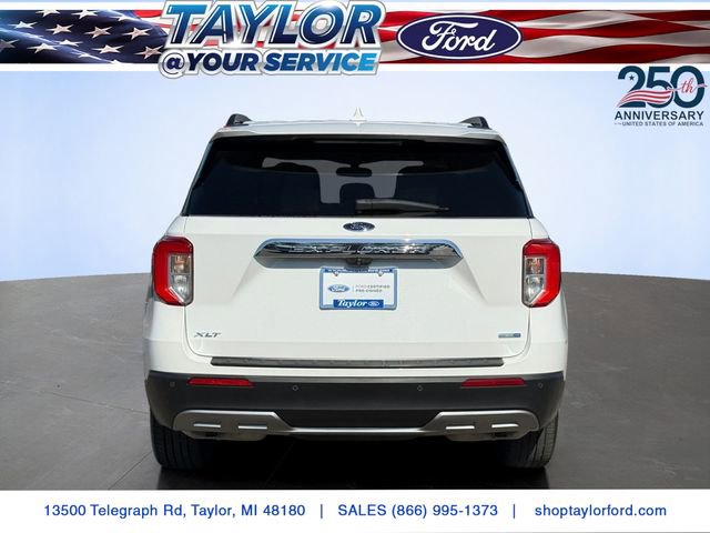 Certified 2020 Ford Explorer XLT w/ Equipment Group 202A AWD/4WD image 4