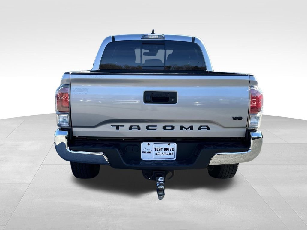 Used 2020 Toyota Tacoma TRD Off-Road image 4