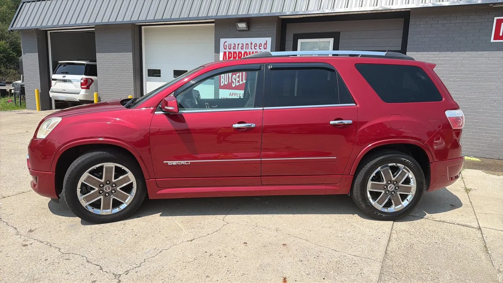 Used 2012 GMC Acadia Denali AWD/4WD image 3