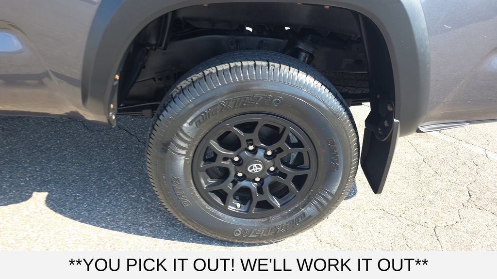 Used 2019 Toyota Tacoma SR AWD/4WD image 10