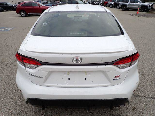 Certified 2026 Toyota Corolla SE w/ SE Premium Package AWD/4WD image 4
