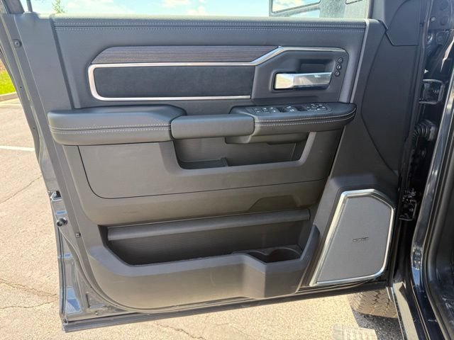 New 2026 RAM 3500 Laramie AWD/4WD image 11