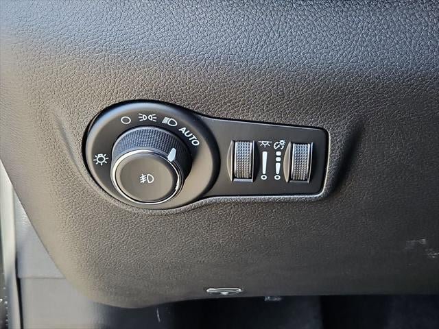 New 2026 Jeep Compass Latitude image 54