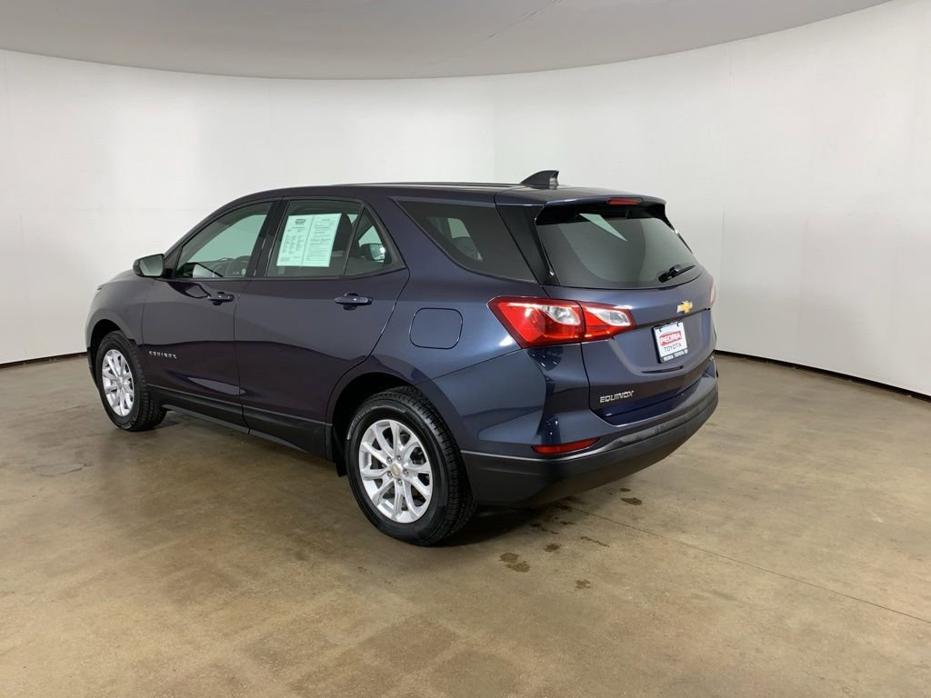 Used 2019 Chevrolet Equinox LS AWD/4WD image 14