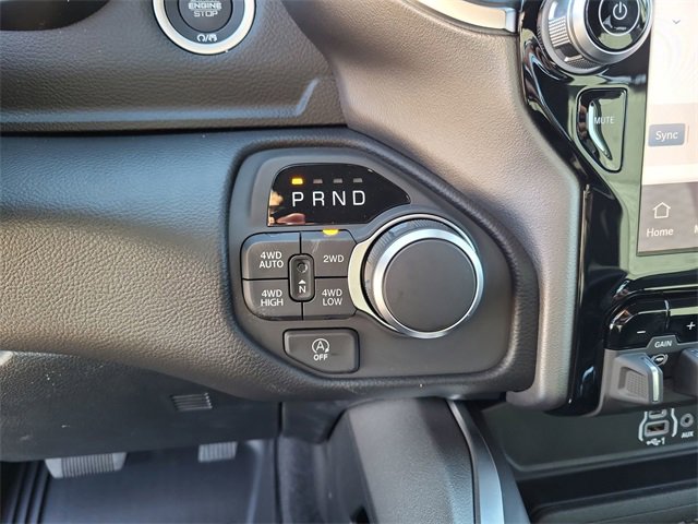 New 2026 RAM 1500 4x4 Crew Cab image 21