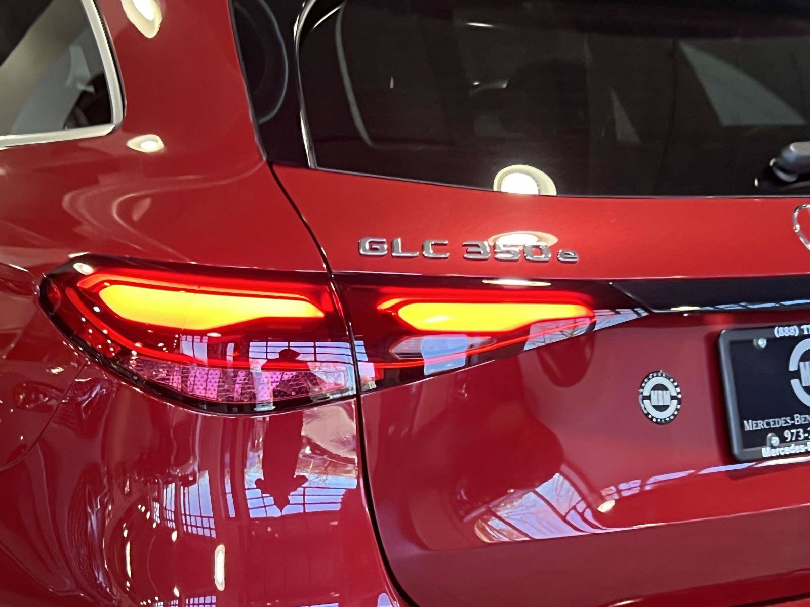 Certified 2025 Mercedes-Benz GLC 350e 4MATIC image 8