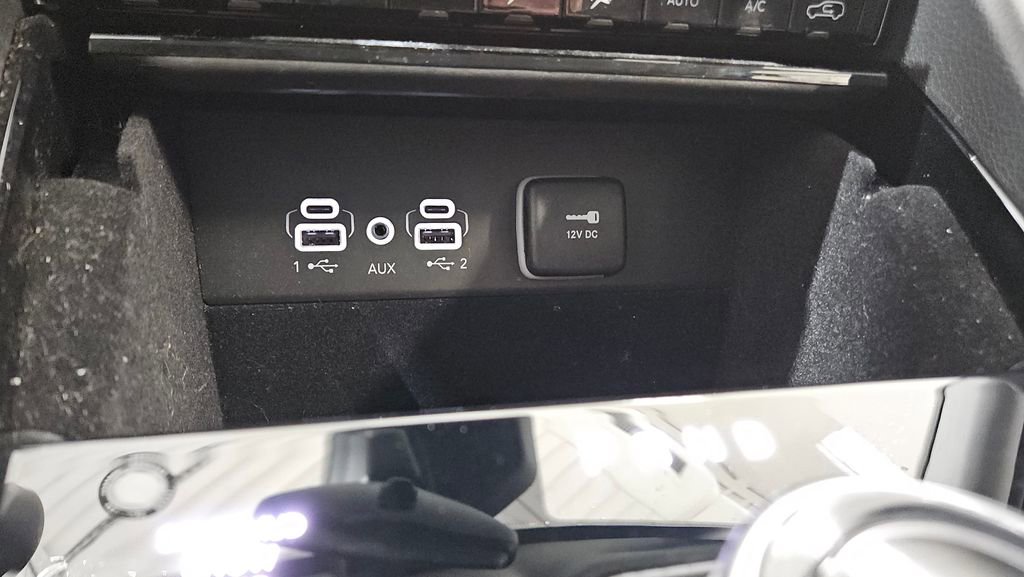 Used 2021 Jeep Grand Cherokee L Limited image 34