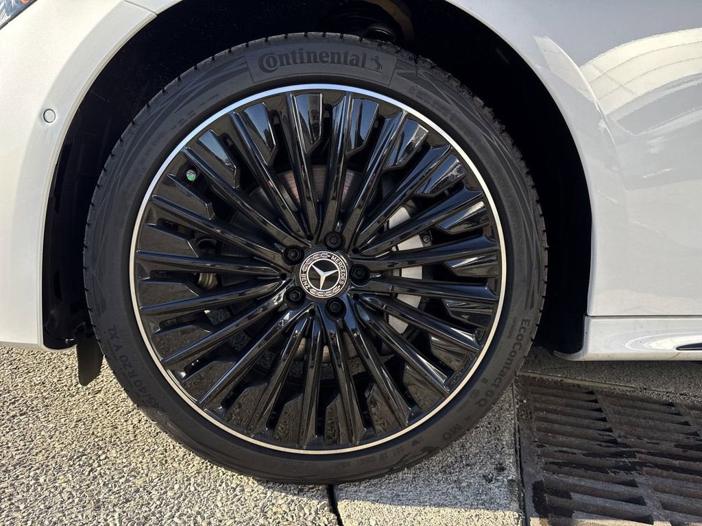 New 2024 Mercedes-Benz E 350 4MATIC Sedan image 8