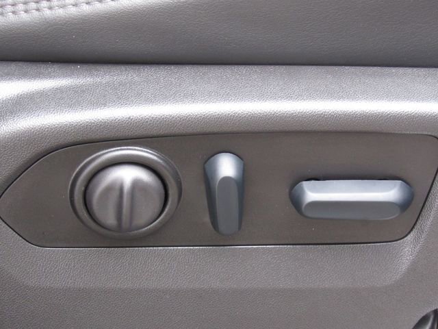 Used 2023 Chevrolet Silverado 3500 High Country image 26