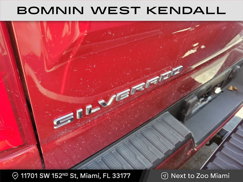 Used 2020 Chevrolet Silverado 1500 High Country w/ Technology Package image 3