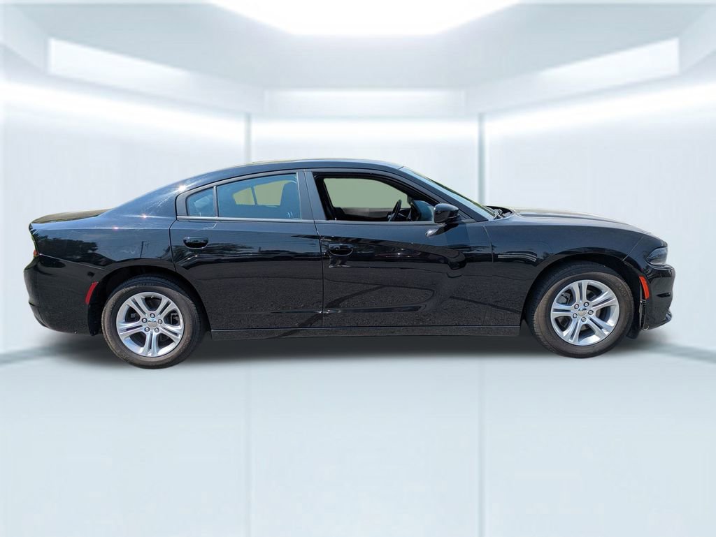 Used 2022 Dodge Charger SXT image 7