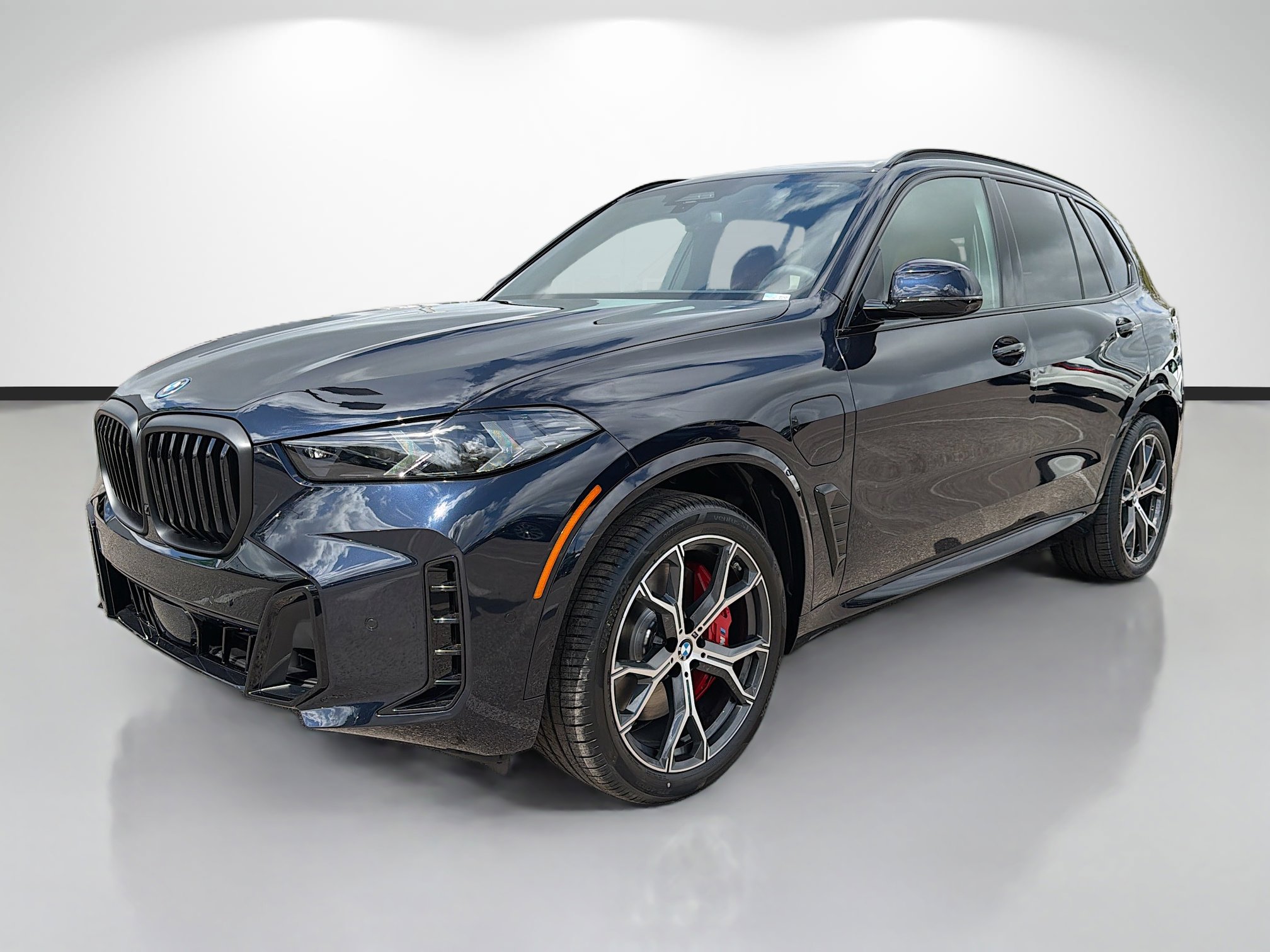 New 2026 BMW X5 xDrive50e w/ M Sport Package image 7
