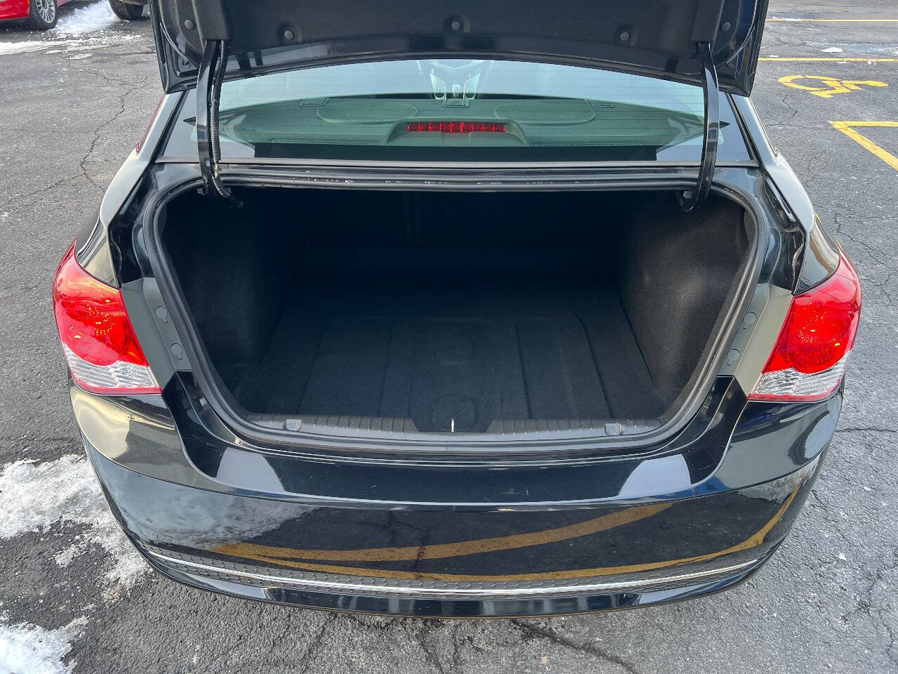 Used 2015 Chevrolet Cruze LTZ w/ Sun, Sound and Sport Package image 15